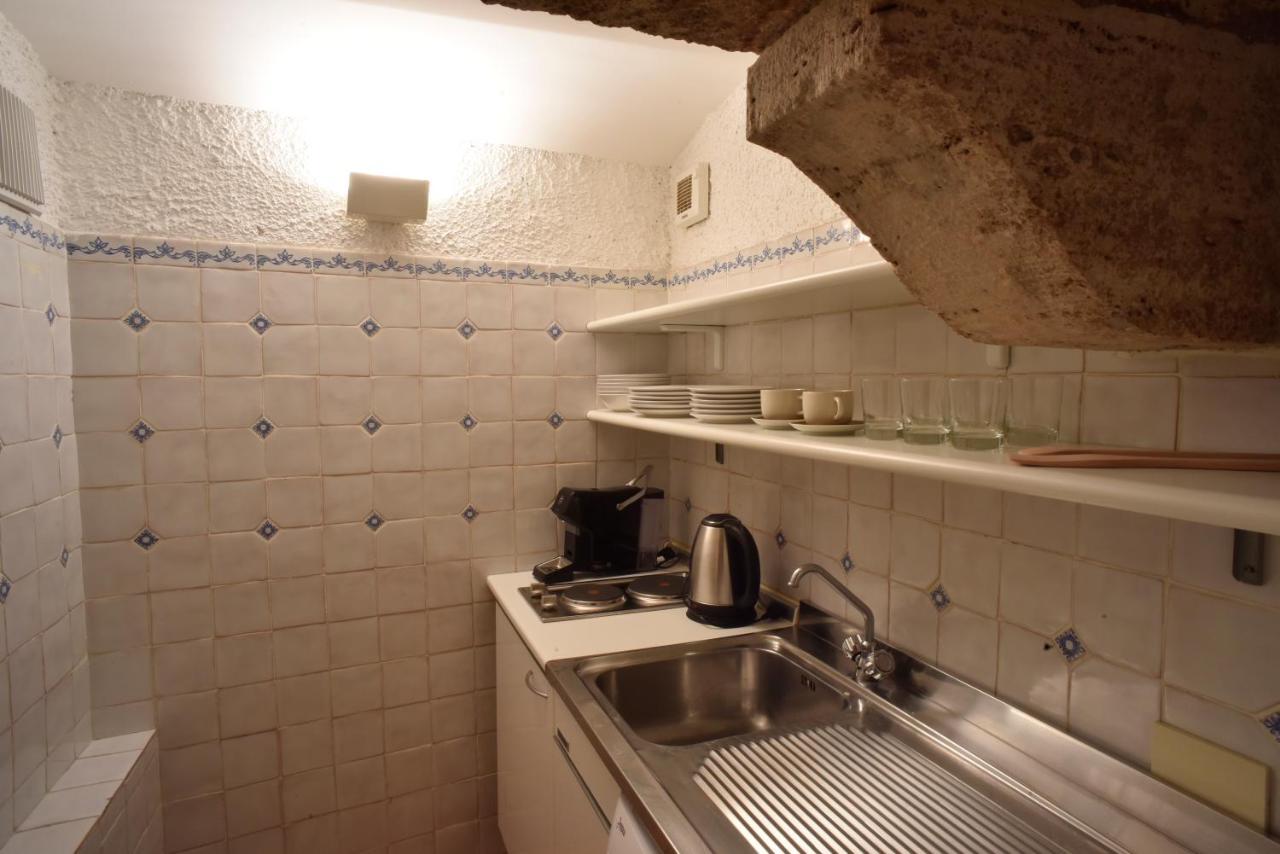 Le Tartarughe Boutique Apartment Rome Exterior photo